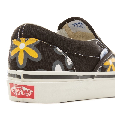 Vans Anaheim Factory Classic Slip-On 98 Classic Womens - (Anaheim Factory) Og Black/Flower Power VA3JEXU7X Shoes